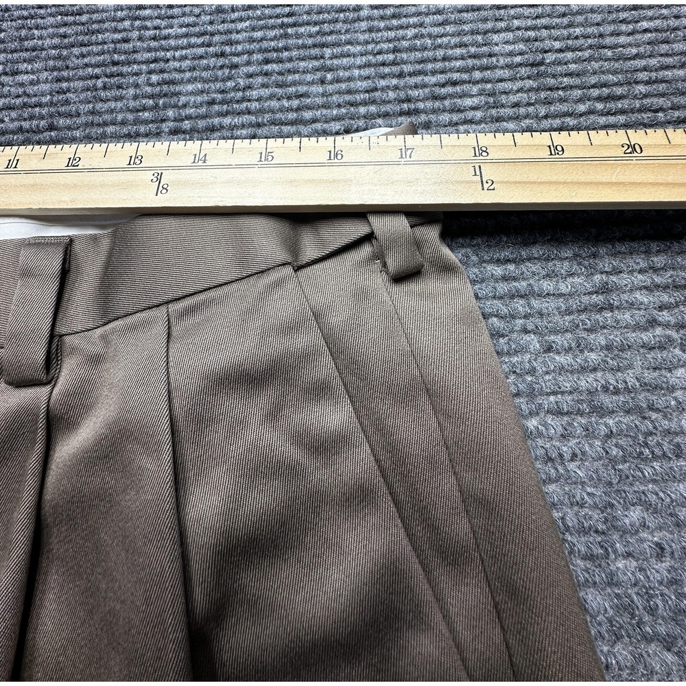 Roundtree & Yorke Dress Pants Mens 36x30* Brown Cotton Pleated Cuffed Chino - Picture 3 of 8